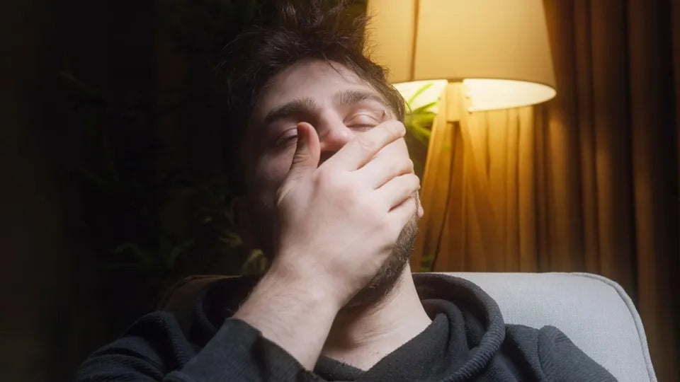 What Are the Best Floor Lamps for People with Sensitive Eyes